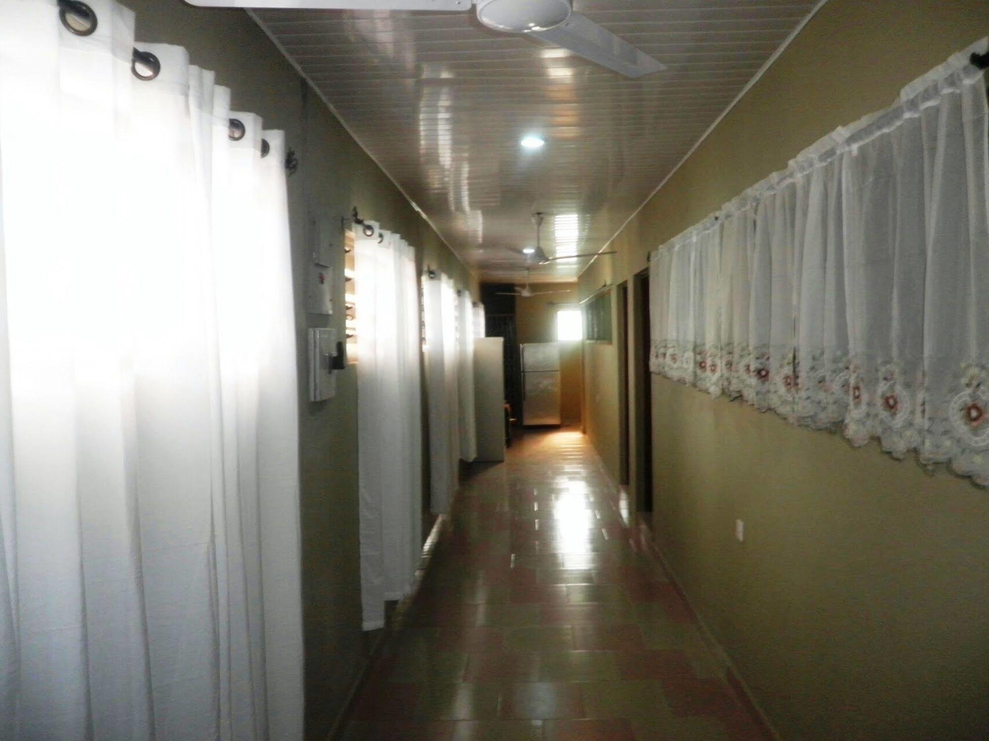 Marrets International Hotel - "Express" Cape Coast Exterior foto